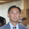 모스탄 출국정지