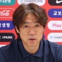 홍명보 귀국 경찰